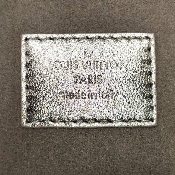 ❌❌𝑆𝑂𝐿𝐷❌❌Louis Vuitton Sequin Monogram Coussin BB - Picture 8 of 14